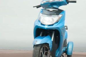 モービルジャパン株式会社の電動３輪トライク海神